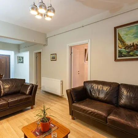 Central Flat Near The Bosphorus Shore In Uskudar Apartment Istanbul